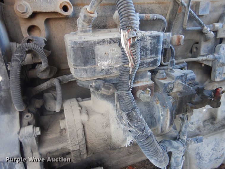 image for item GD9233 2005 Cummins ISM 350V 10.8L L6 diesel engine