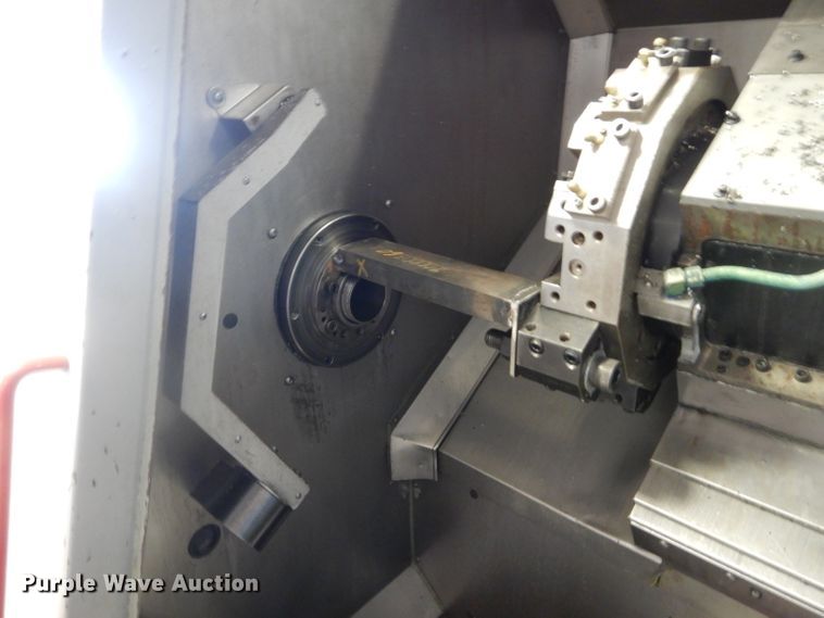 image for item GE9053 2004 Haas SL30 CNC lathe