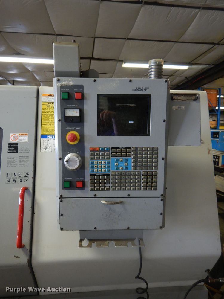 image for item GE9053 2004 Haas SL30 CNC lathe