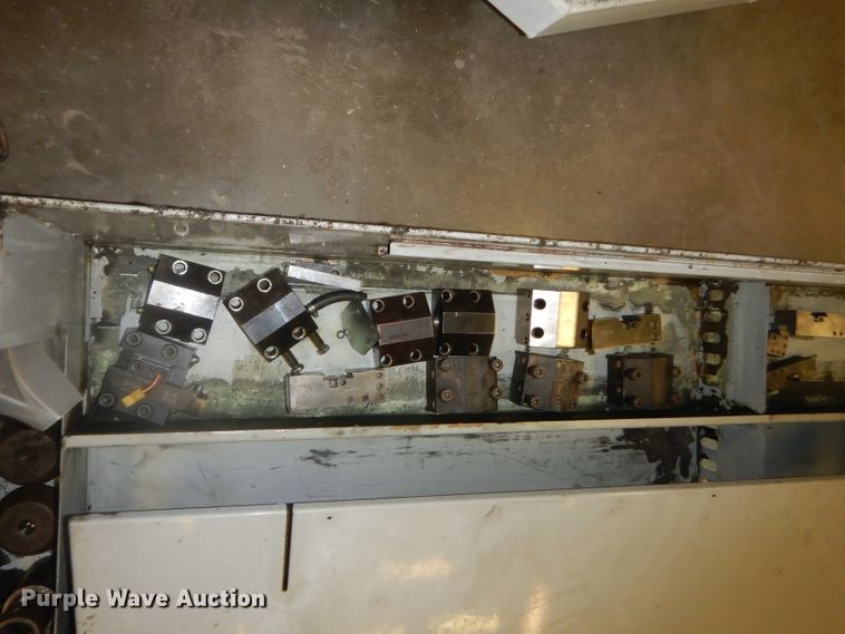 image for item GE9053 2004 Haas SL30 CNC lathe