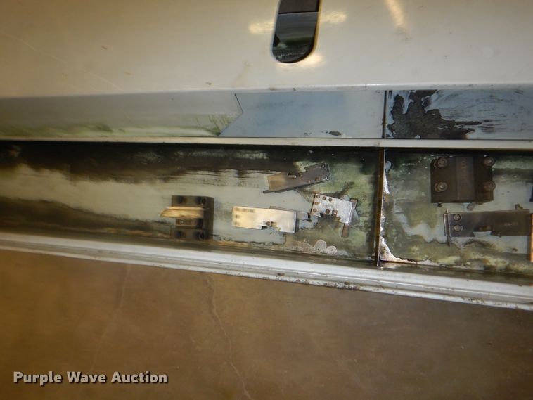 image for item GE9053 2004 Haas SL30 CNC lathe