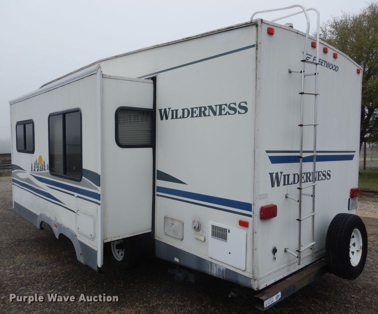 image for item GE9272 2006 Fleetwood Wilderness camper