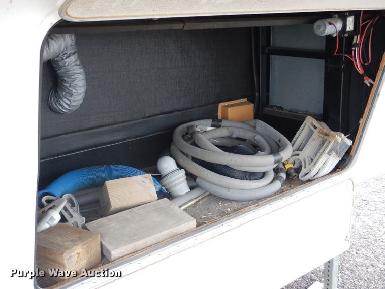 image for item GE9272 2006 Fleetwood Wilderness camper