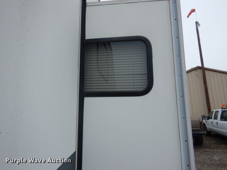 image for item GE9272 2006 Fleetwood Wilderness camper