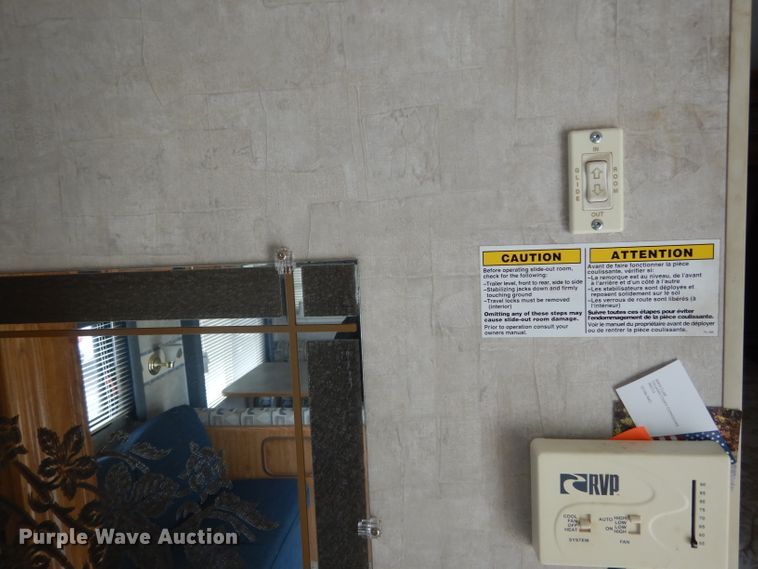 image for item GE9272 2006 Fleetwood Wilderness camper