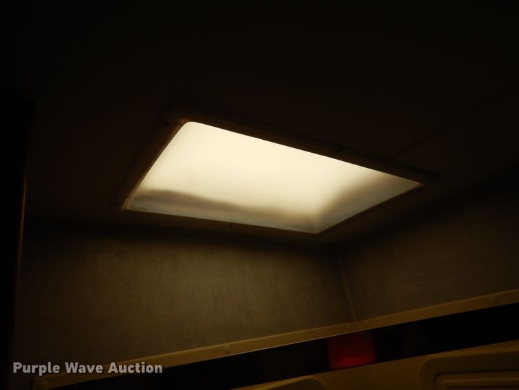 image for item GE9272 2006 Fleetwood Wilderness camper