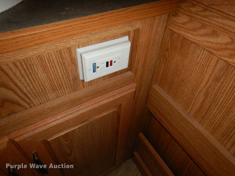 image for item GE9272 2006 Fleetwood Wilderness camper