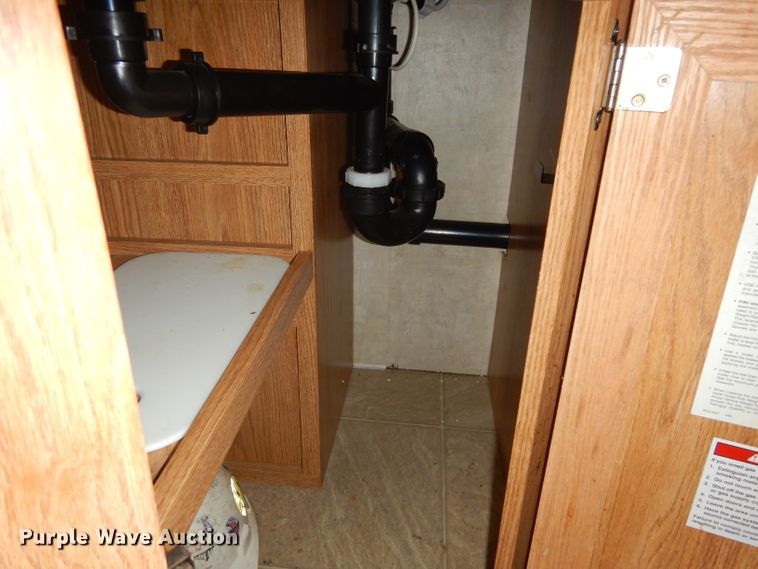 image for item GE9272 2006 Fleetwood Wilderness camper