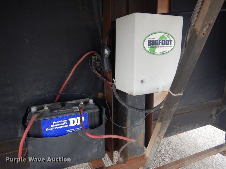 image for item GF9122 2008 Vintage enclosed cargo trailer