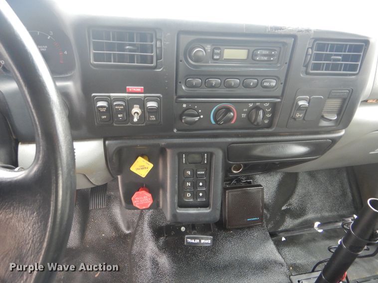 image for item GF9125 2008 Ford F750 Super Duty Crew Cab service truck