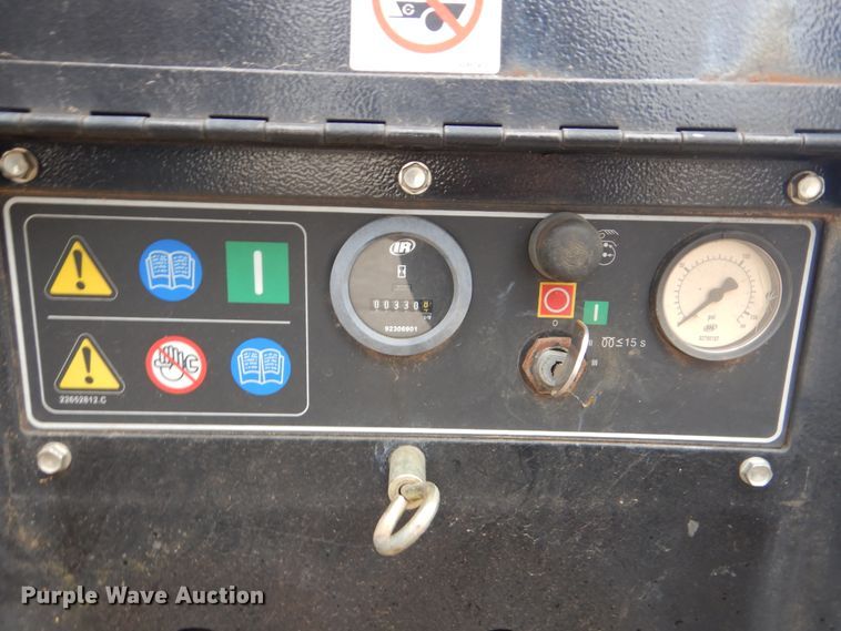 image for item GF9125 2008 Ford F750 Super Duty Crew Cab service truck