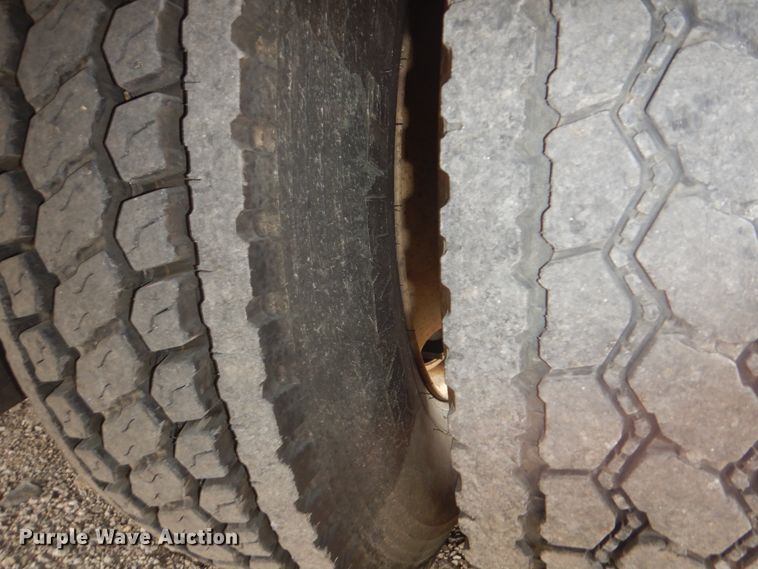 image for item GF9125 2008 Ford F750 Super Duty Crew Cab service truck