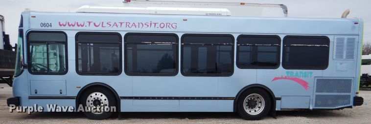 image for item GF9128 2006 El Dorado EZ Rider II coach bus