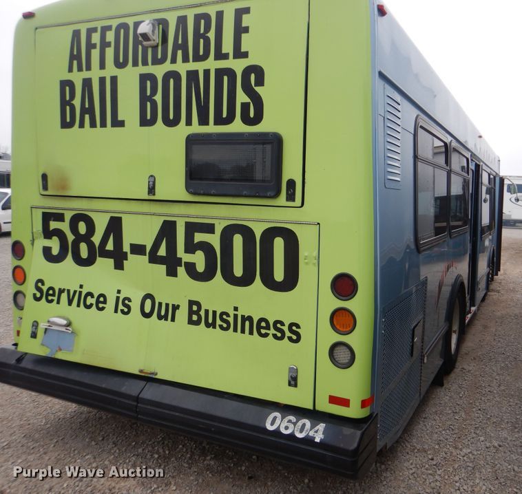 image for item GF9128 2006 El Dorado EZ Rider II coach bus