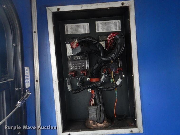 image for item GF9128 2006 El Dorado EZ Rider II coach bus