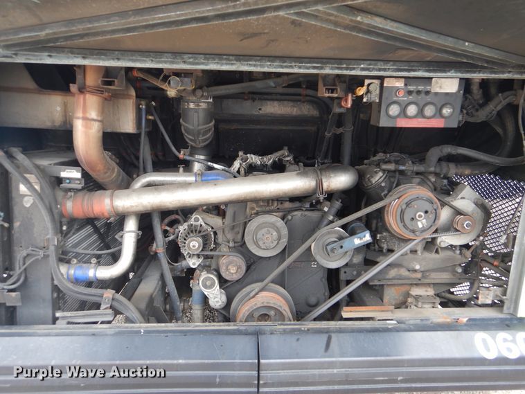 image for item GF9128 2006 El Dorado EZ Rider II coach bus