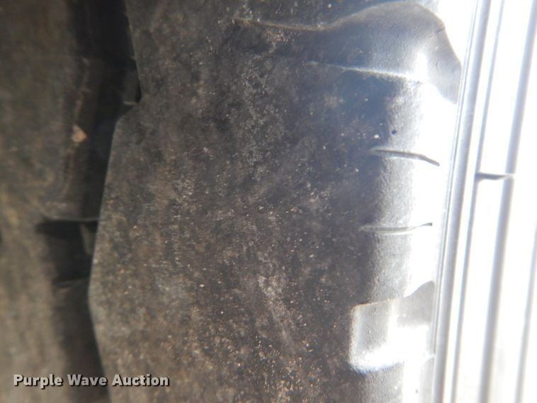 image for item GF9128 2006 El Dorado EZ Rider II coach bus