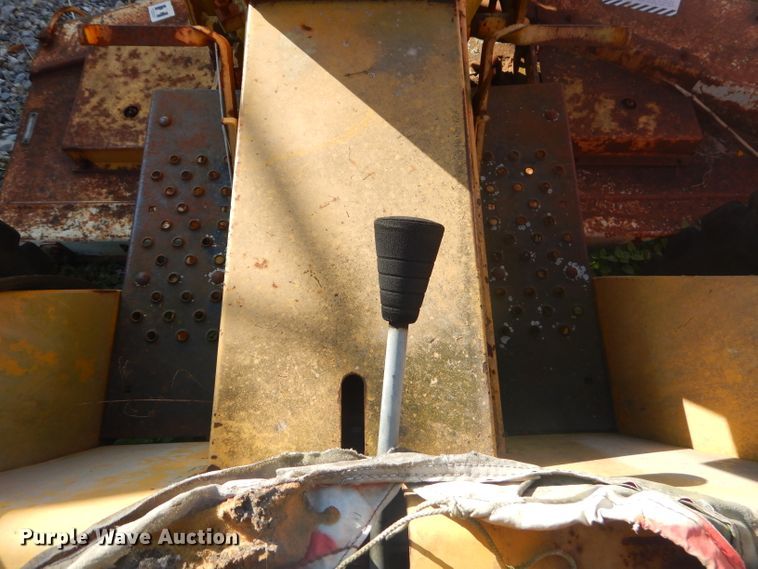 image for item GG9542 International 154 Cub Lo-Boy lawn mower