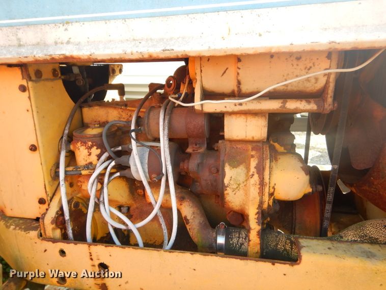 image for item GG9542 International 154 Cub Lo-Boy lawn mower