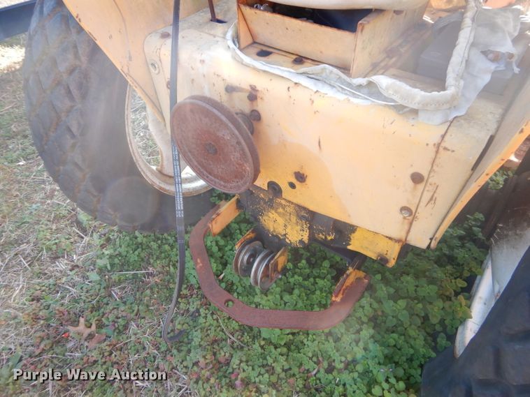 image for item GG9542 International 154 Cub Lo-Boy lawn mower