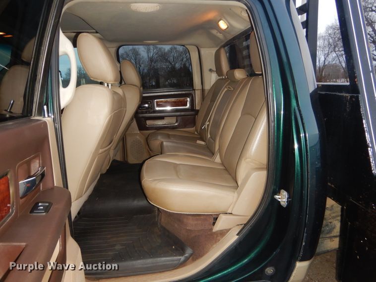 image for item GG9612 2011 Dodge Ram 3500  Crew Cab bale bed pickup truck