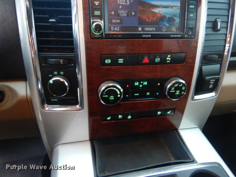 image for item GG9612 2011 Dodge Ram 3500  Crew Cab bale bed pickup truck