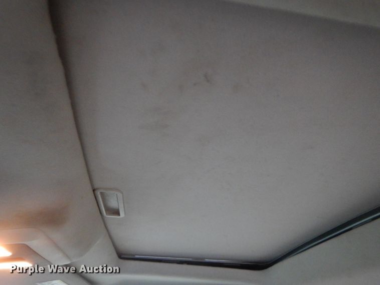 image for item GG9612 2011 Dodge Ram 3500  Crew Cab bale bed pickup truck