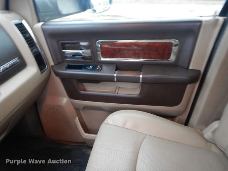 image for item GG9612 2011 Dodge Ram 3500  Crew Cab bale bed pickup truck