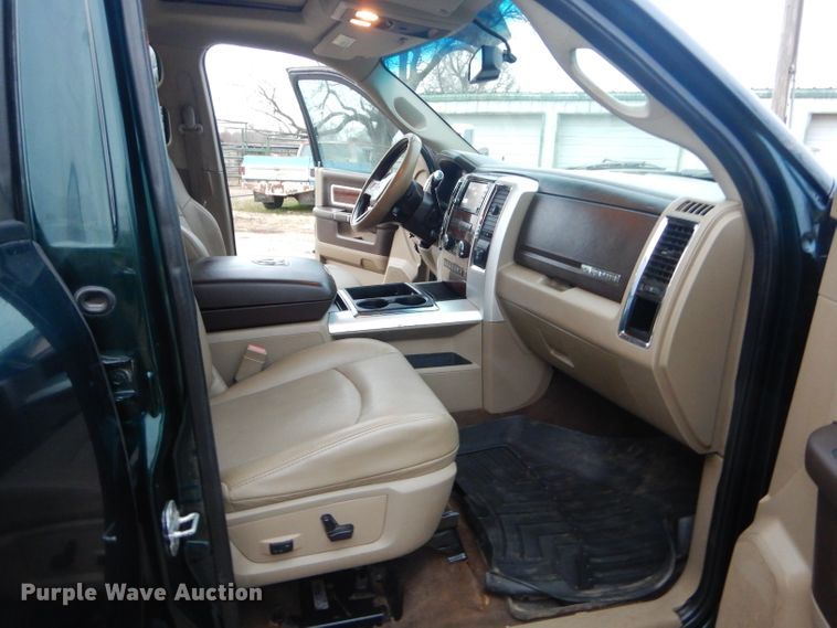 image for item GG9612 2011 Dodge Ram 3500  Crew Cab bale bed pickup truck