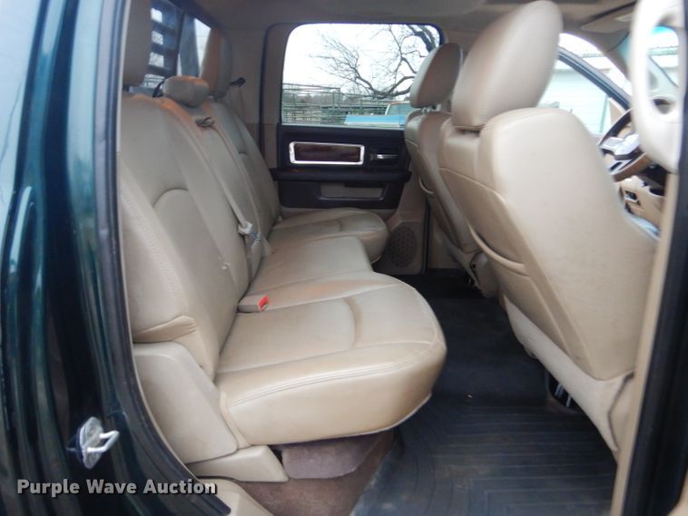 image for item GG9612 2011 Dodge Ram 3500  Crew Cab bale bed pickup truck