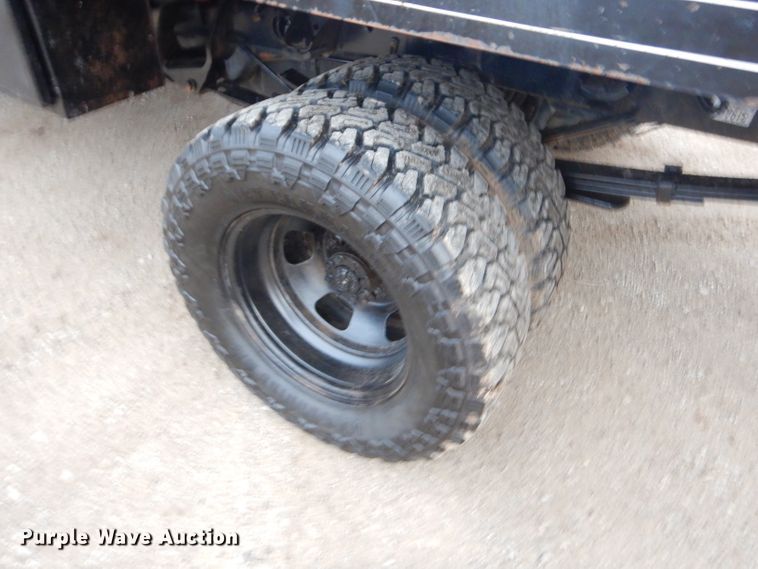 image for item GG9612 2011 Dodge Ram 3500  Crew Cab bale bed pickup truck