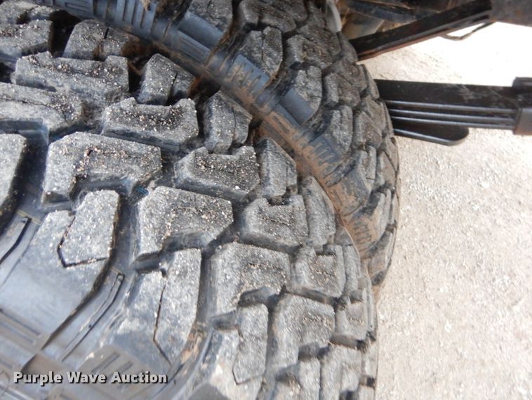 image for item GG9612 2011 Dodge Ram 3500  Crew Cab bale bed pickup truck