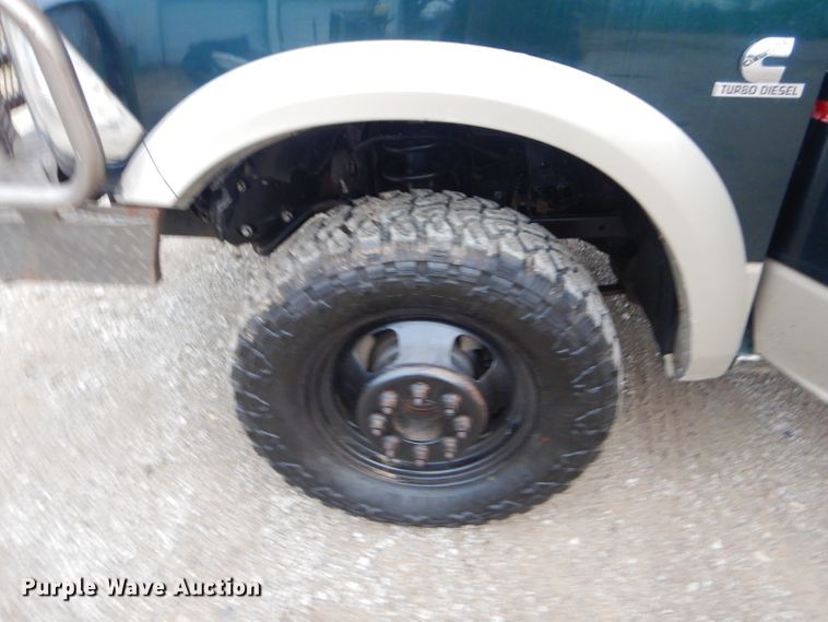 image for item GG9612 2011 Dodge Ram 3500  Crew Cab bale bed pickup truck