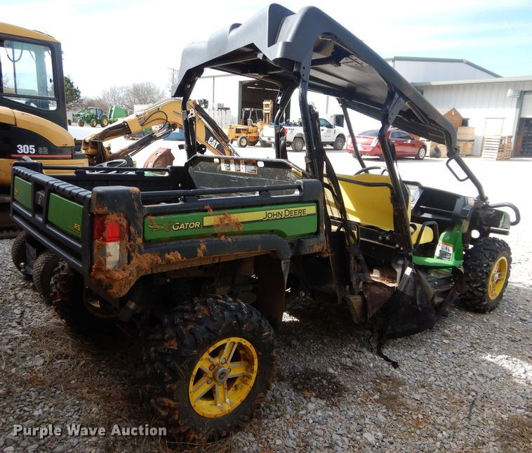 image for item GK9048 2016 John Deere Gator 825i S4 utility vehicle