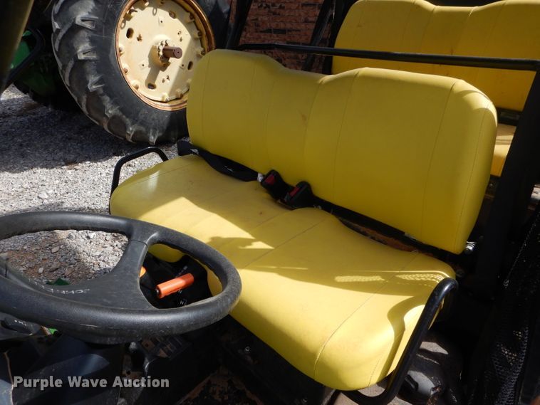 image for item GK9048 2016 John Deere Gator 825i S4 utility vehicle