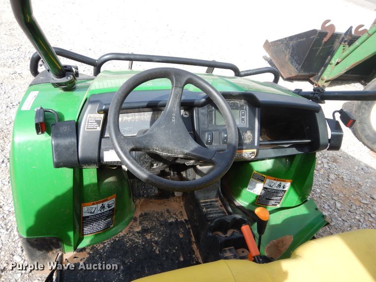 image for item GK9048 2016 John Deere Gator 825i S4 utility vehicle
