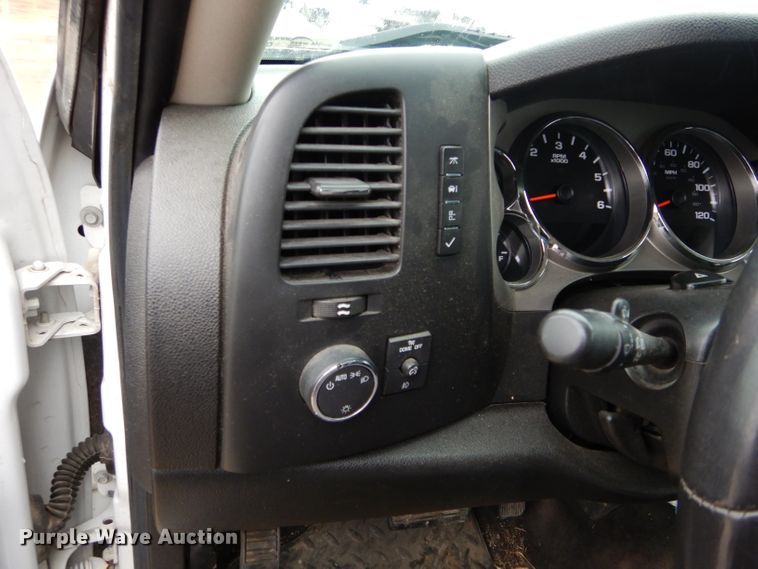 image for item GK9054 2010 Chevrolet Silverado 1500  Ext. Cab pickup truck