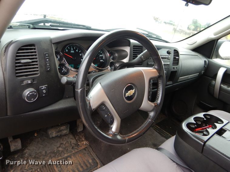 image for item GK9054 2010 Chevrolet Silverado 1500  Ext. Cab pickup truck