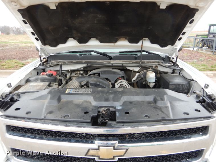 image for item GK9054 2010 Chevrolet Silverado 1500  Ext. Cab pickup truck