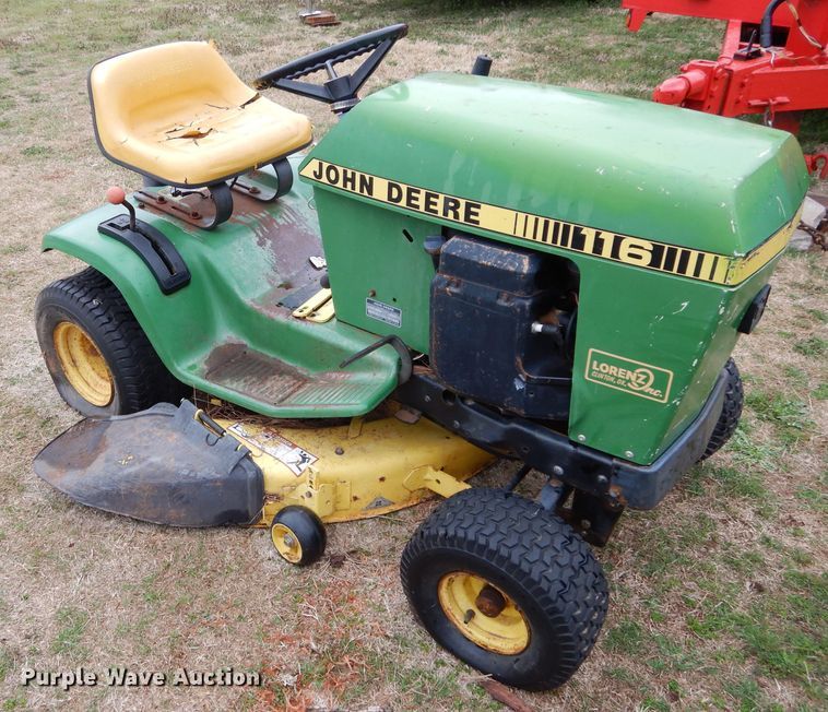 image for item GK9056 John Deere 116 lawn mower