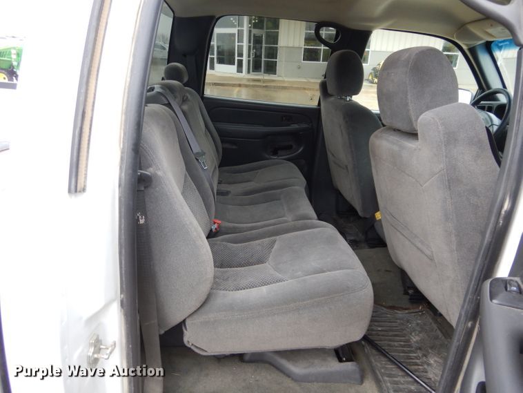 image for item GK9062 2006 Chevrolet Silverado 1500  Crew Cab pickup truck