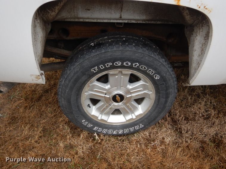 image for item GK9063 2010 Chevrolet Silverado 1500  Ext. Cab pickup truck