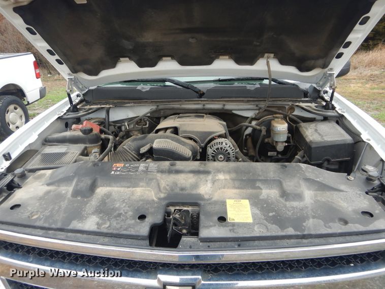 image for item GK9073 2011 Chevrolet Silverado 1500  Crew Cab pickup truck