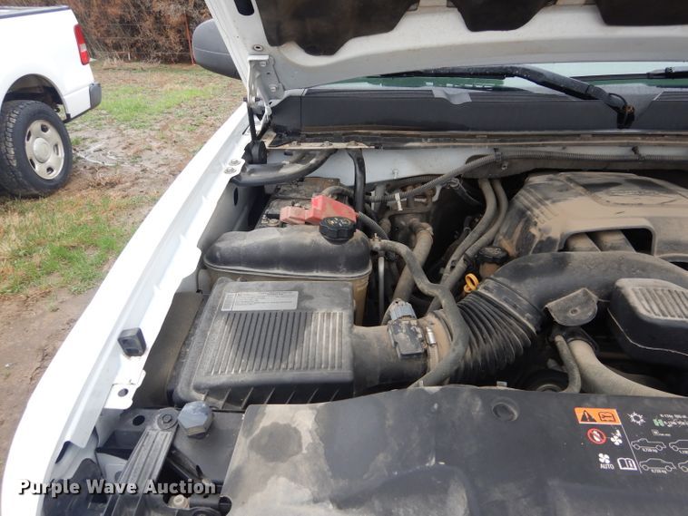 image for item GK9073 2011 Chevrolet Silverado 1500  Crew Cab pickup truck