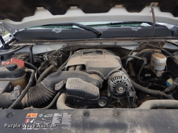 image for item GK9073 2011 Chevrolet Silverado 1500  Crew Cab pickup truck