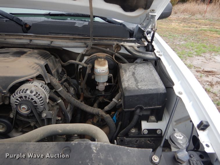 image for item GK9073 2011 Chevrolet Silverado 1500  Crew Cab pickup truck