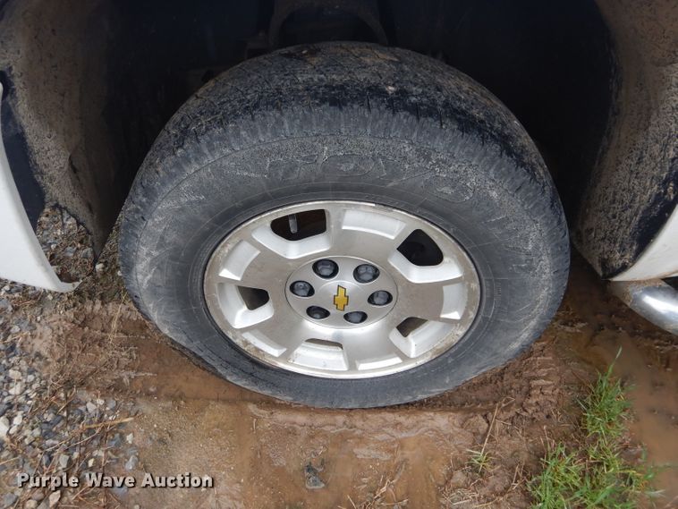 image for item GK9073 2011 Chevrolet Silverado 1500  Crew Cab pickup truck