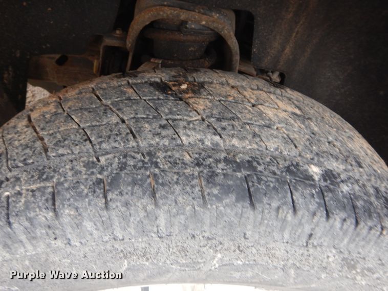 image for item GK9073 2011 Chevrolet Silverado 1500  Crew Cab pickup truck