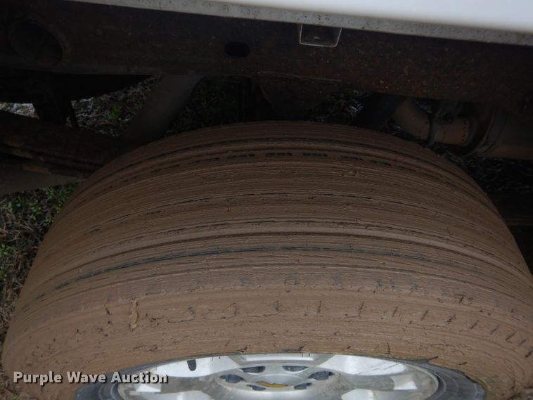 image for item GK9073 2011 Chevrolet Silverado 1500  Crew Cab pickup truck