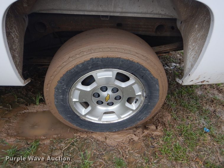 image for item GK9073 2011 Chevrolet Silverado 1500  Crew Cab pickup truck